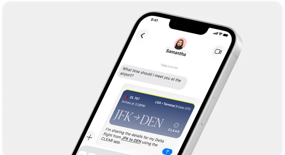 Flight Sharing &mdash; a shared flight card in a Messages thread